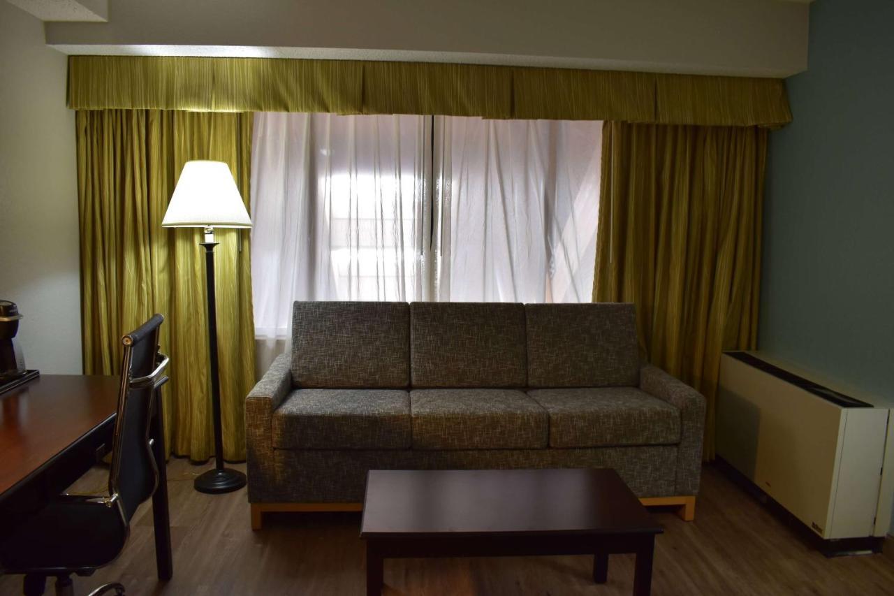 Wyndham Garden Ann Arbor Hotel Buitenkant foto